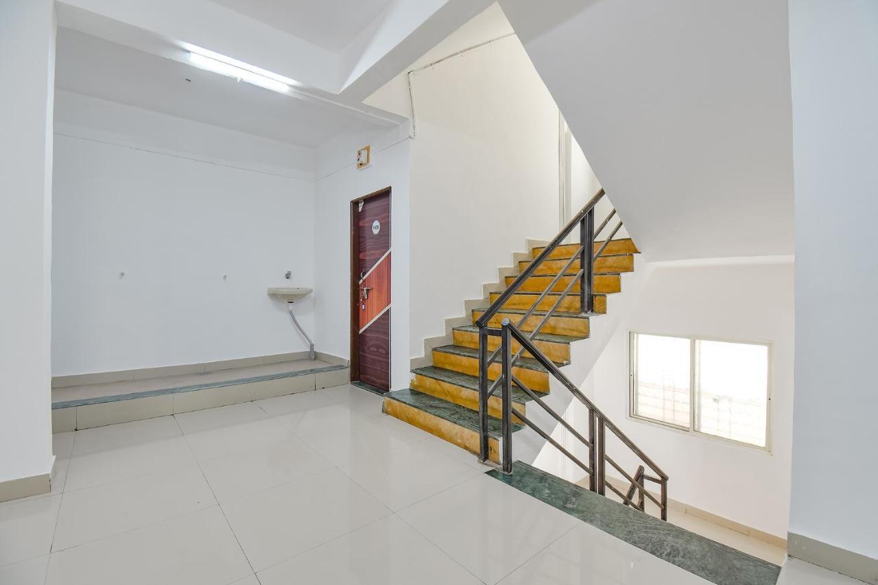 Fabhotel Ashiyana Lodge - Nr Butterfly Park - Хинджавади Экстерьер фото